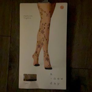 A New Day Fashion Tights Rose design
